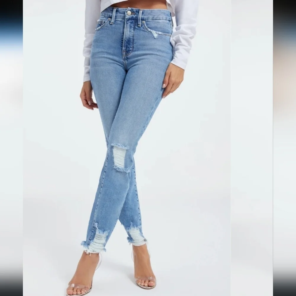 NWT -Good American, Good Classic, Distressed Indigo 334, Size‎ 8/29 - Picture 2 of 12